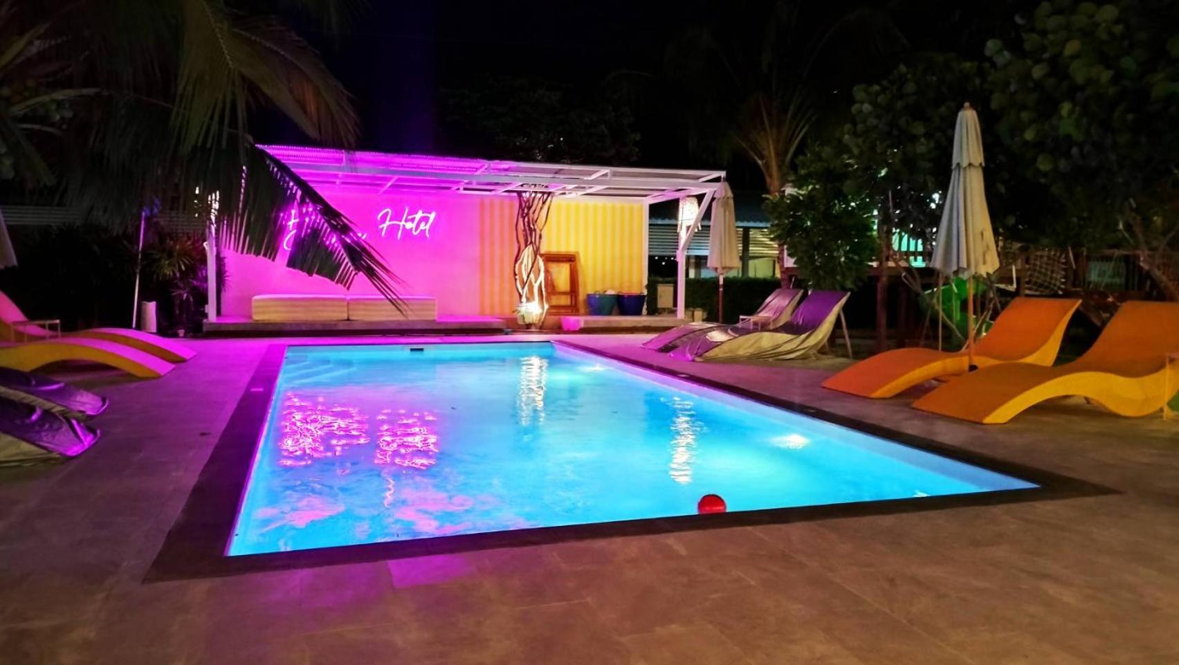 The Modeva Hotel Kanchanaburi Exterior photo